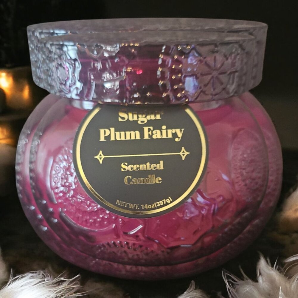 Sugar Plum Fairy Scented Candle - Picture 3 of 8